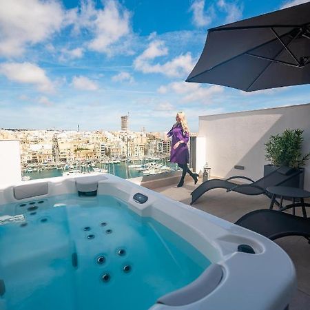 The Address Seafront Suites With Hot Tub Pietà Exteriér fotografie