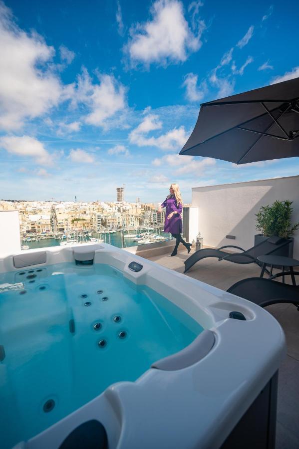 The Address Seafront Suites With Hot Tub Pietà Exteriér fotografie