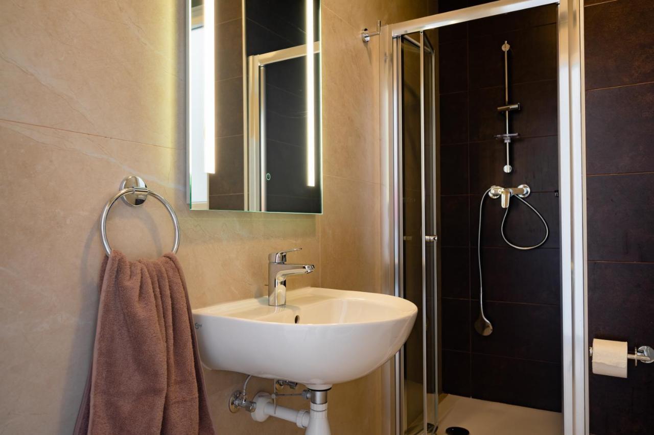 The Address Seafront Suites With Hot Tub Pietà Exteriér fotografie