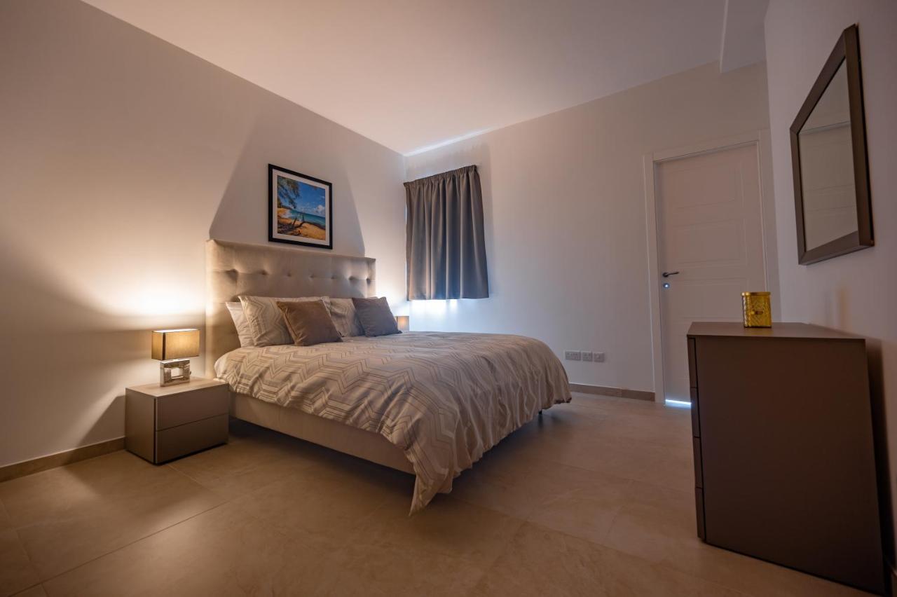 The Address Seafront Suites With Hot Tub Pietà Exteriér fotografie