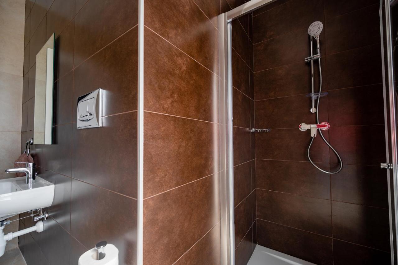 The Address Seafront Suites With Hot Tub Pietà Exteriér fotografie